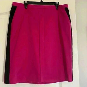 Beautiful worthington skirt. Worn once.  Fall season start
